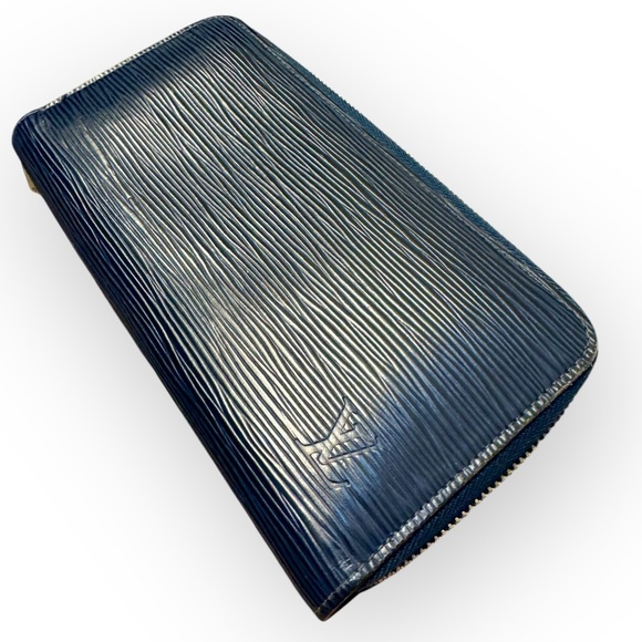 LOUIS VUITTON Indigo Blue Epi Leather Zippy Long Wallet - Picture 3 of 15